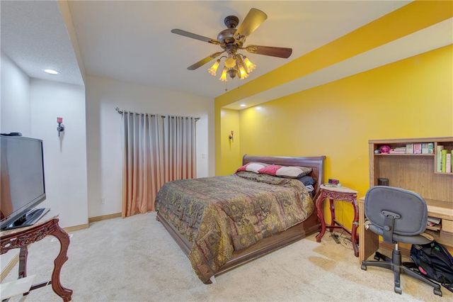 7430 Manchester Avenue, Kansas City, MO 64133