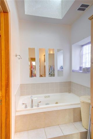 7430 Manchester Avenue, Kansas City, MO 64133