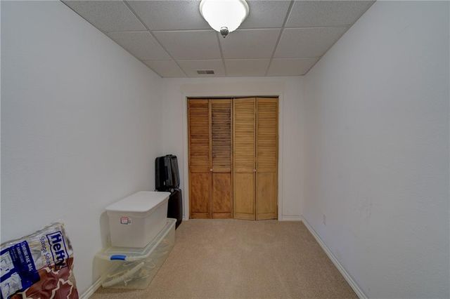 7430 Manchester Avenue, Kansas City, MO 64133
