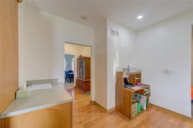 7430 Manchester Avenue, Kansas City, MO 64133