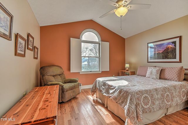 188 Old Milligan Highway, Johnson City, TN 37601