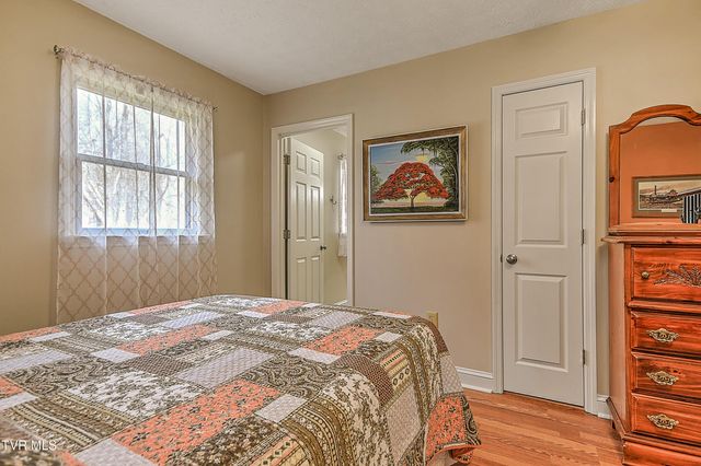 188 Old Milligan Highway, Johnson City, TN 37601