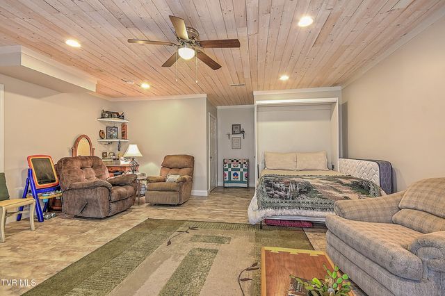 188 Old Milligan Highway, Johnson City, TN 37601