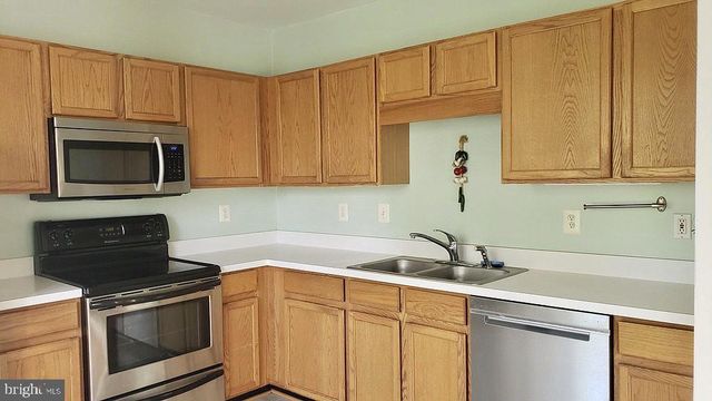 6149 STONEHENGE PL, North Bethesda, MD 20852