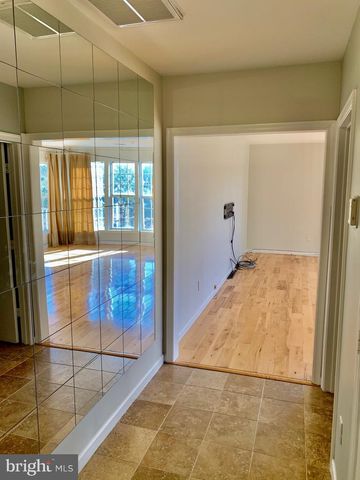 6149 STONEHENGE PL, North Bethesda, MD 20852