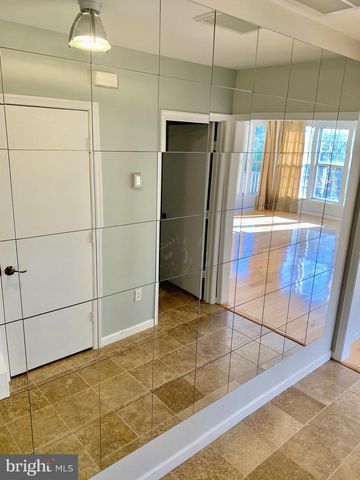 6149 STONEHENGE PL, North Bethesda, MD 20852