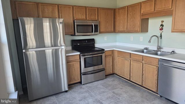 6149 STONEHENGE PL, North Bethesda, MD 20852