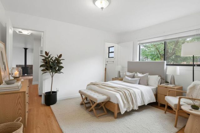 11200 Linda Dr, Auburn, CA 95602