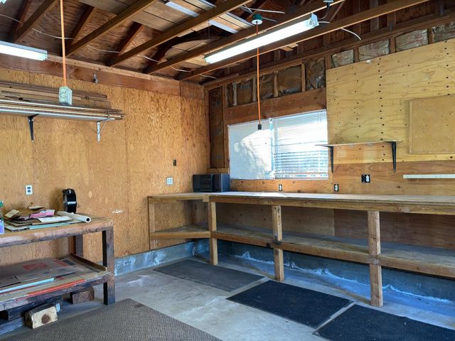 11200 Linda Dr, Auburn, CA 95602