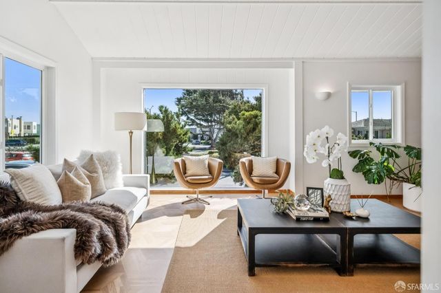 12 Crestlake Drive, San Francisco, CA 94132