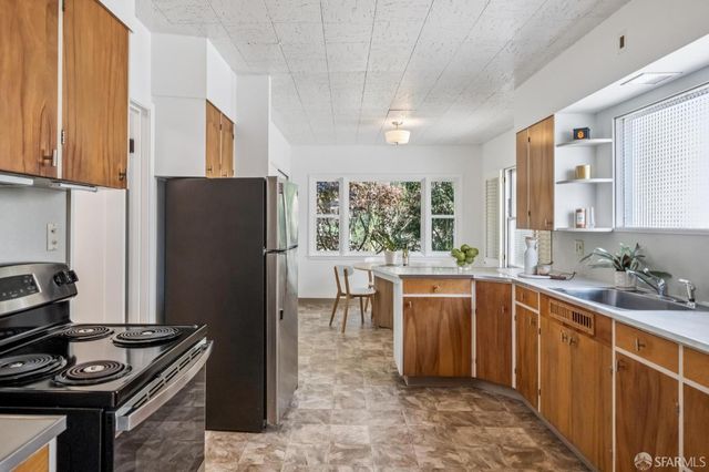 12 Crestlake Drive, San Francisco, CA 94132