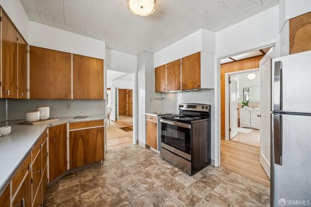 12 Crestlake Drive, San Francisco, CA 94132