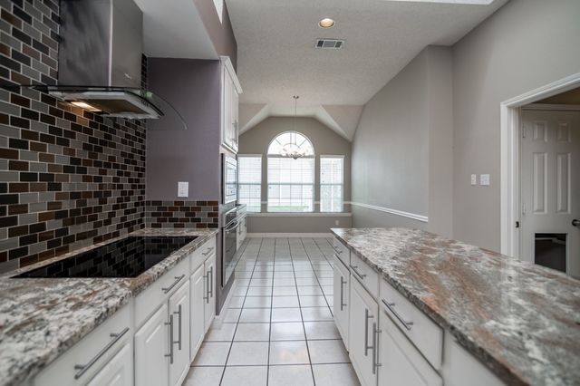 806 Amber Court, Allen, TX 75002