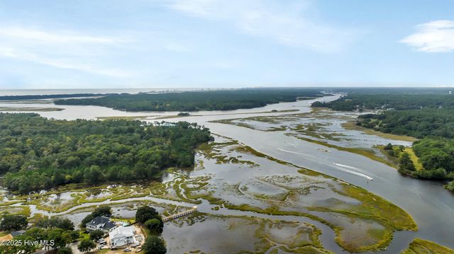 340 Persimmon Road, Calabash, NC 28467