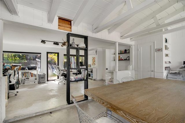 10659 NE 10th Pl, Miami Shores, FL 33138