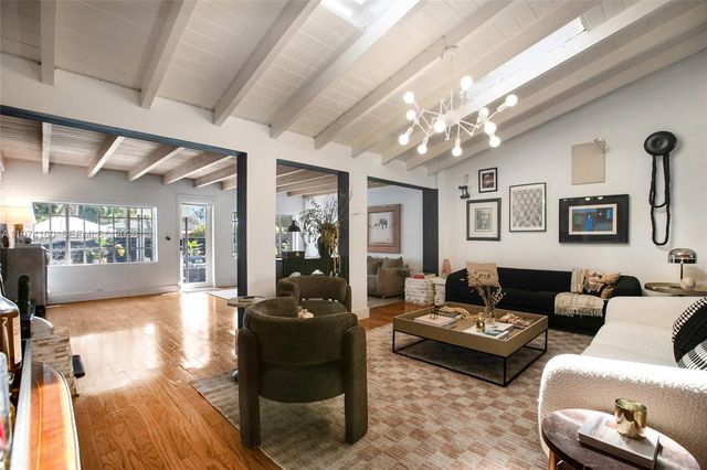 10659 NE 10th Pl, Miami Shores, FL 33138