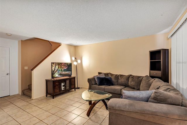1728 TOWNHALL LANE 1728, Orlando, FL 32807