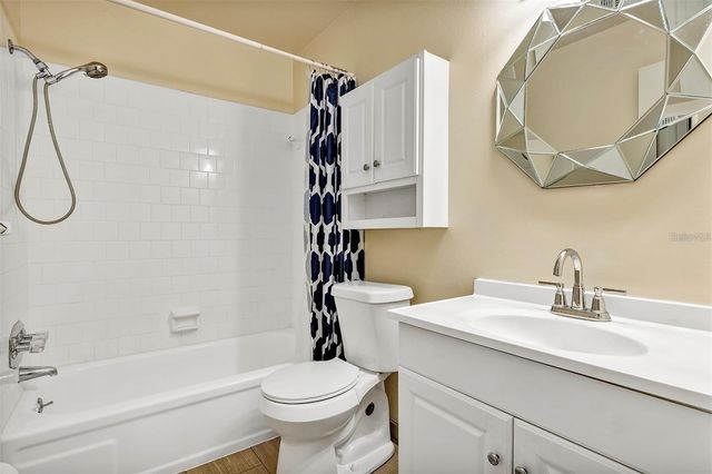 1728 TOWNHALL LANE 1728, Orlando, FL 32807