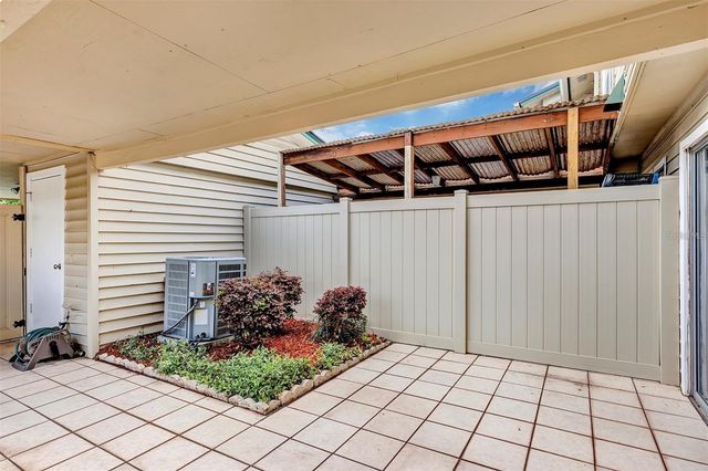 1728 TOWNHALL LANE 1728, Orlando, FL 32807