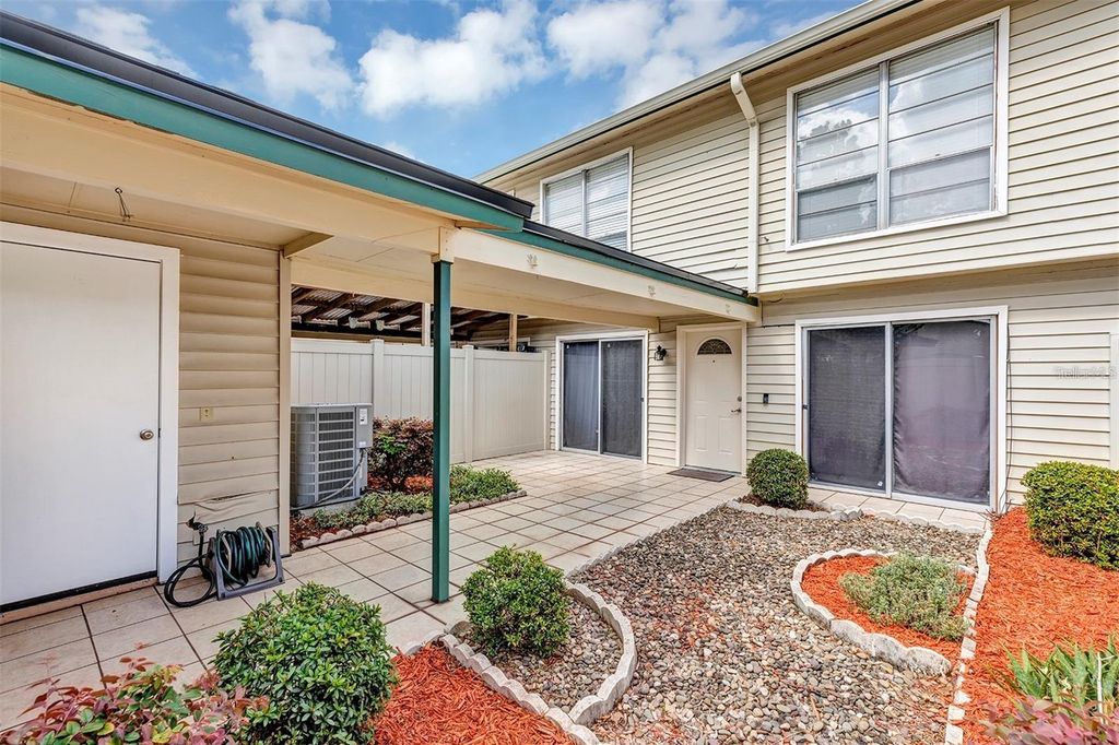 1728 TOWNHALL LANE 1728, Orlando, FL 32807