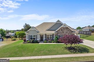 2216 Blackberry Court, Monroe, GA 30656