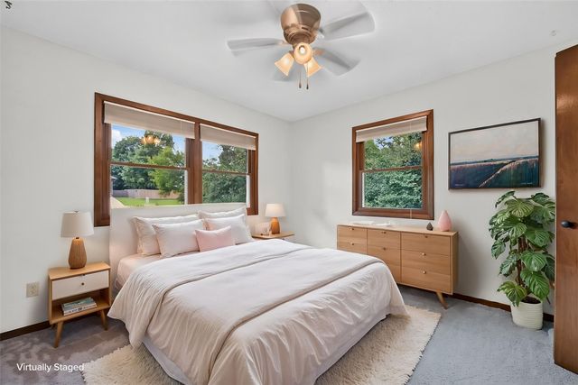 164 Hummingbird Lane, Iowa City, IA 52245