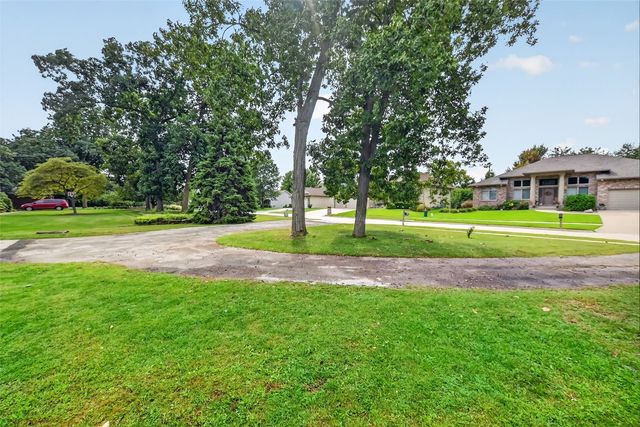 164 Hummingbird Lane, Iowa City, IA 52245