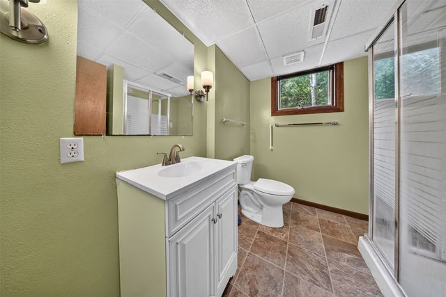 164 Hummingbird Lane, Iowa City, IA 52245