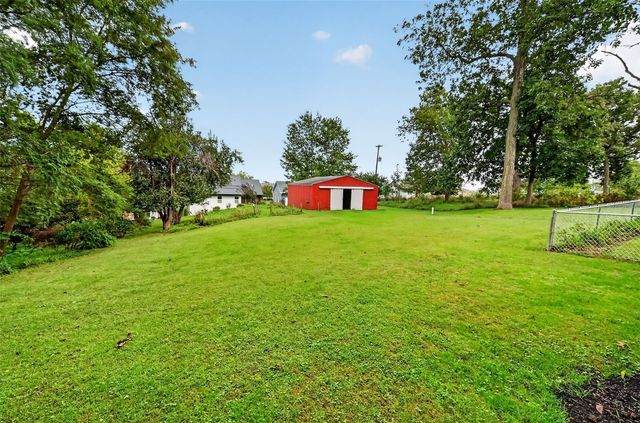 164 Hummingbird Lane, Iowa City, IA 52245