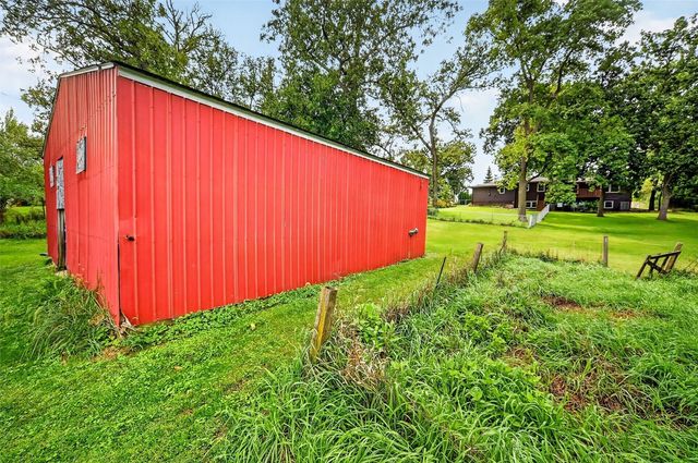 164 Hummingbird Lane, Iowa City, IA 52245