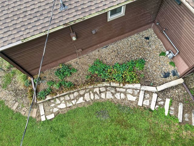 164 Hummingbird Lane, Iowa City, IA 52245