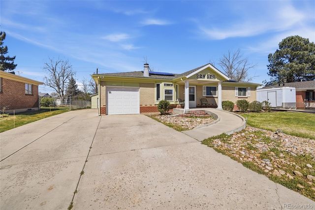 2967 W Tanforan Drive, Englewood, CO 80110