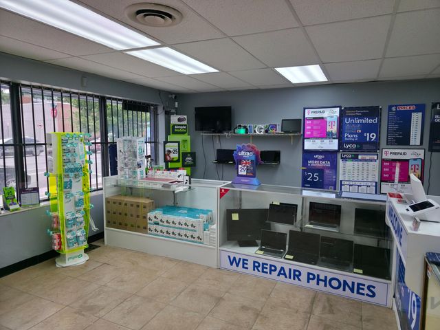 16541 W Warren Avenue, Detroit City, MI 48228