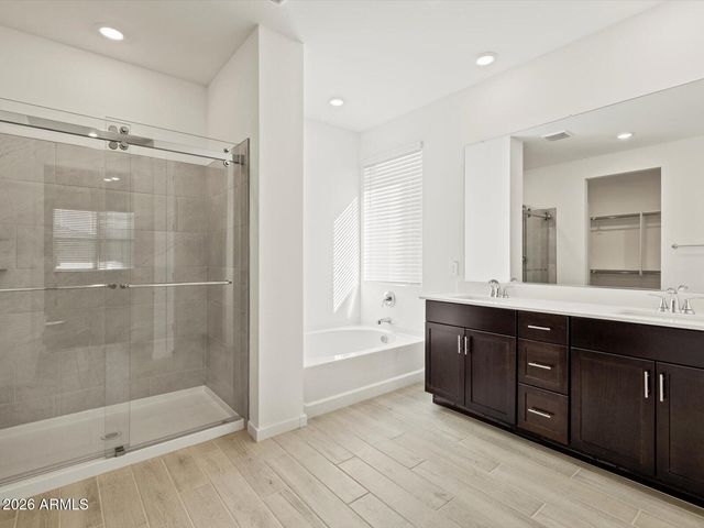 2516 E VINTAGE Drive, San Tan Valley, AZ 85143