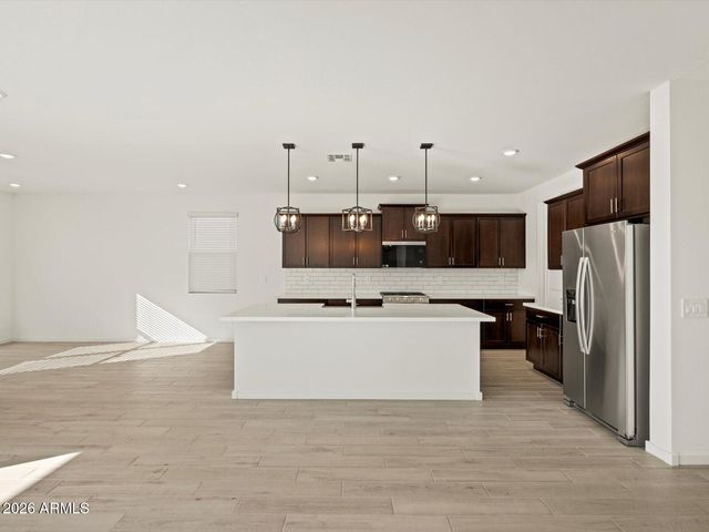 2516 E VINTAGE Drive, San Tan Valley, AZ 85143