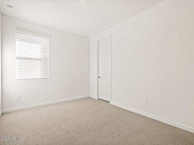 2516 E VINTAGE Drive, San Tan Valley, AZ 85143