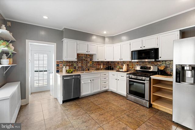 1018 UNION AVE, Baltimore, MD 21211