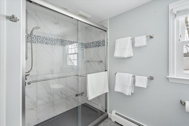 4 Nightingale Road, Nashua, NH 03062