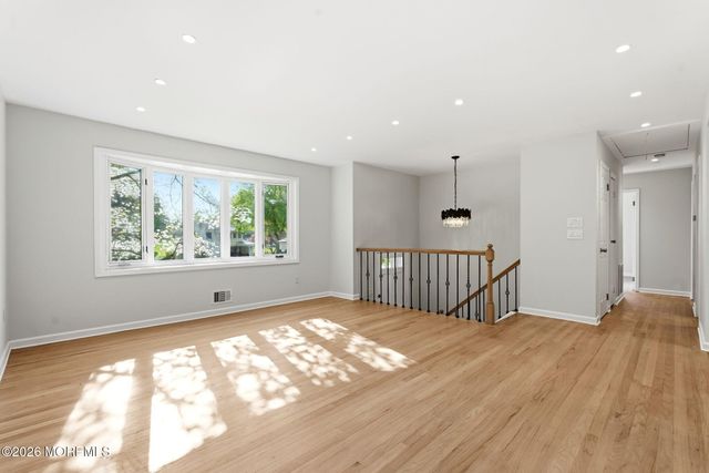 22 Prince Road, East Brunswick, NJ 08816