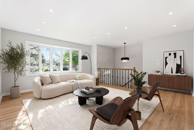 22 Prince Road, East Brunswick, NJ 08816