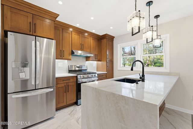 22 Prince Road, East Brunswick, NJ 08816