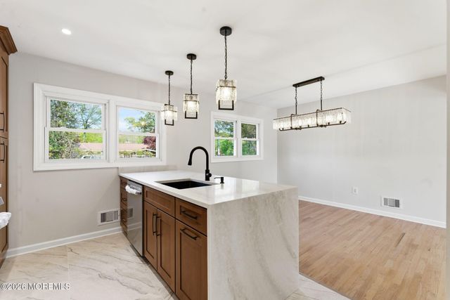 22 Prince Road, East Brunswick, NJ 08816