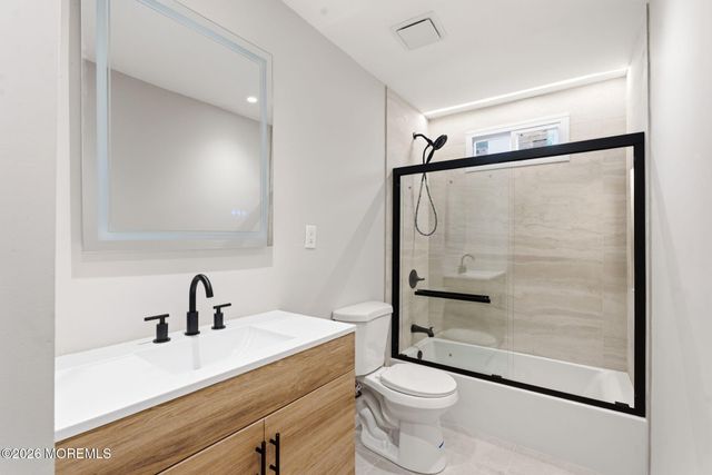 22 Prince Road, East Brunswick, NJ 08816