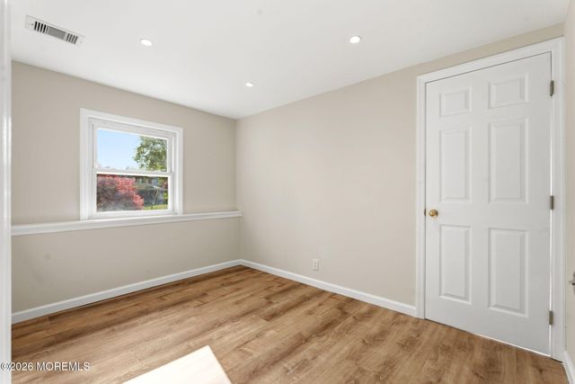 22 Prince Road, East Brunswick, NJ 08816