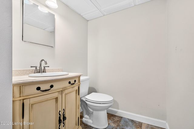 521 Zorn Ave APT C12, Louisville, KY 40206