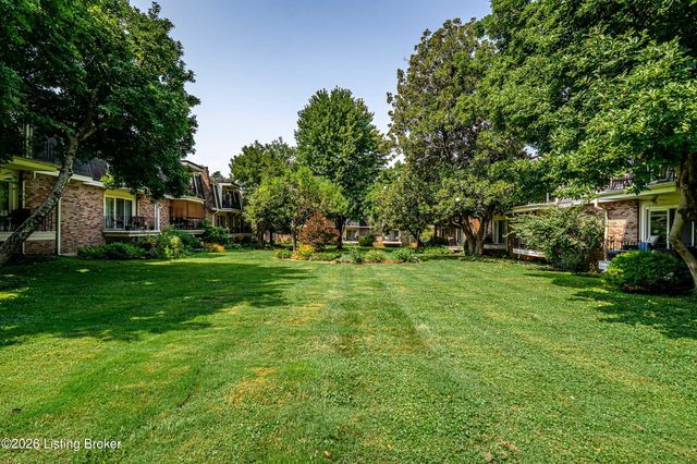 521 Zorn Ave APT C12, Louisville, KY 40206