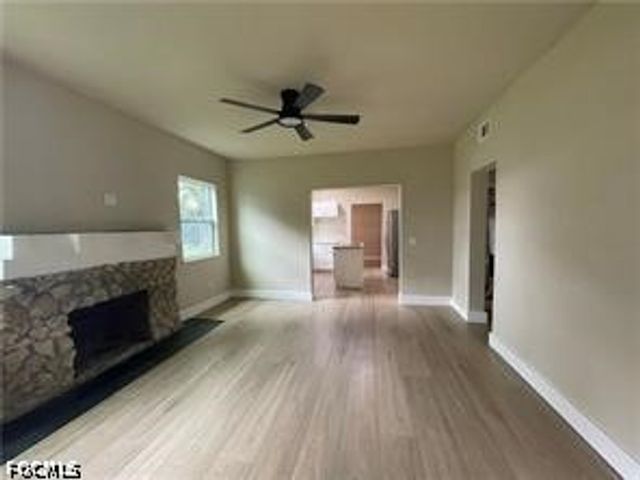 466 Wilma AVE, Fort Myers, FL 33905