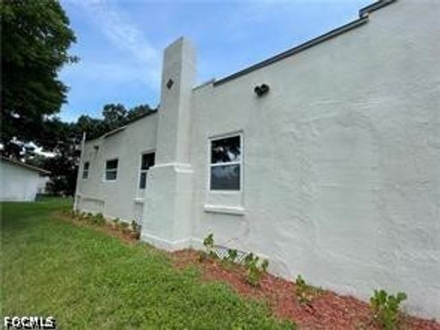 466 Wilma AVE, Fort Myers, FL 33905