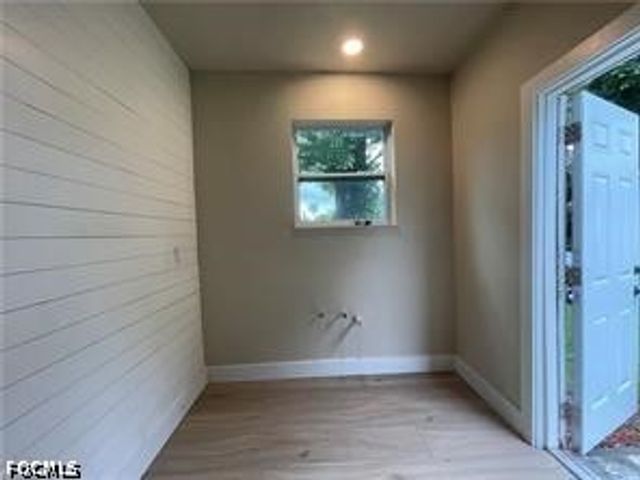 466 Wilma AVE, Fort Myers, FL 33905