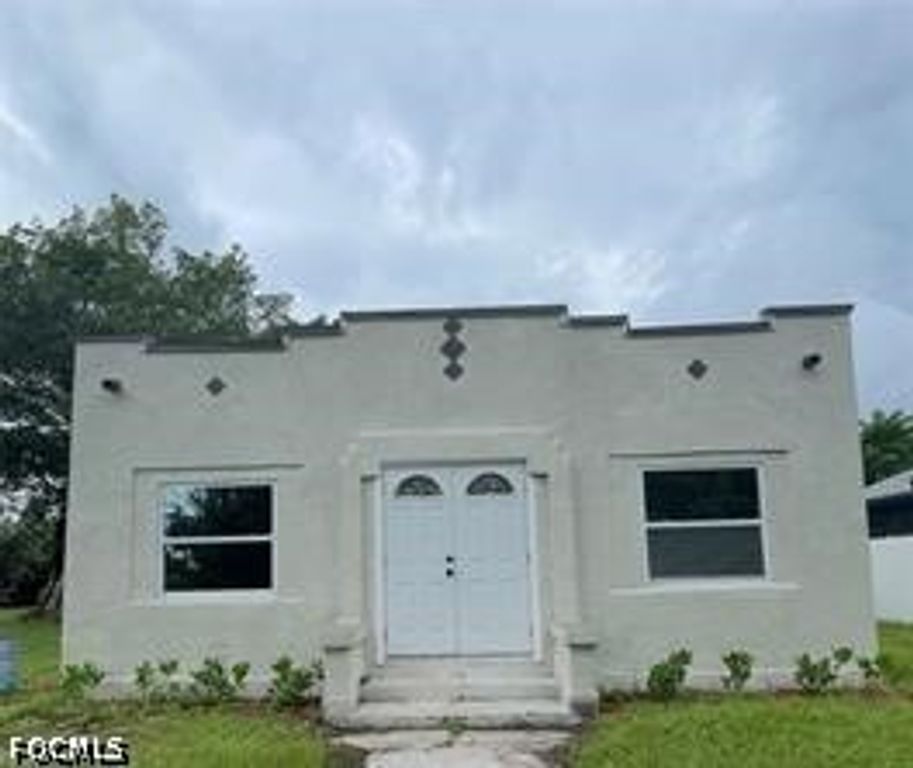 466 Wilma AVE, Fort Myers, FL 33905